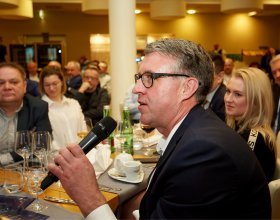 Lucie Urválková, místopředsedkyně představenstva a finanční ředitelka UNIQA Group (164)